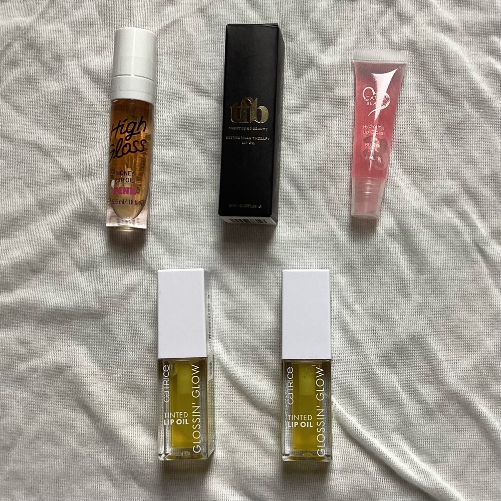 Bundle of 5 Brand New Lip Oil Beauty Cosmetic Products